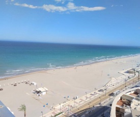 Piso en 1a linea de Playa Muchavista con vistas al mar